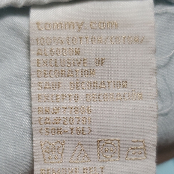 Tommy Hilfiger Blue Capris with Straight-Leg Cut With Cherry Patterned Belt - Picture 6 of 11